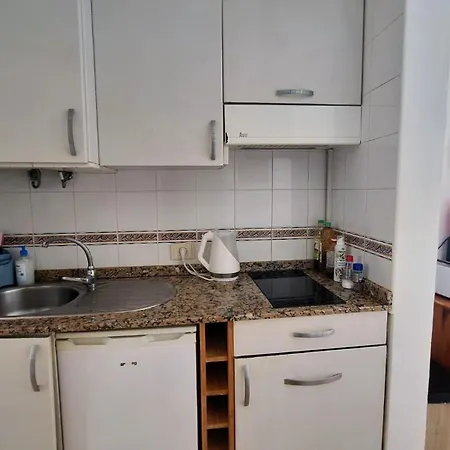 With Terrace & Palm Trees 25mb Wifi