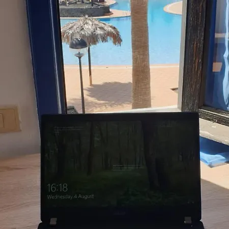 With Terrace & Palm Trees 25mb Wifi