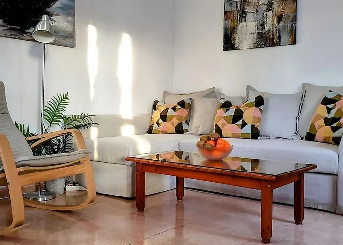 With Terrace & Palm Trees 25mb Wifi *