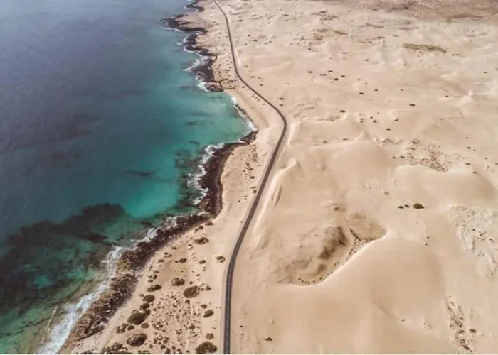 With Terrace & Palm Trees 25mb Wifi *